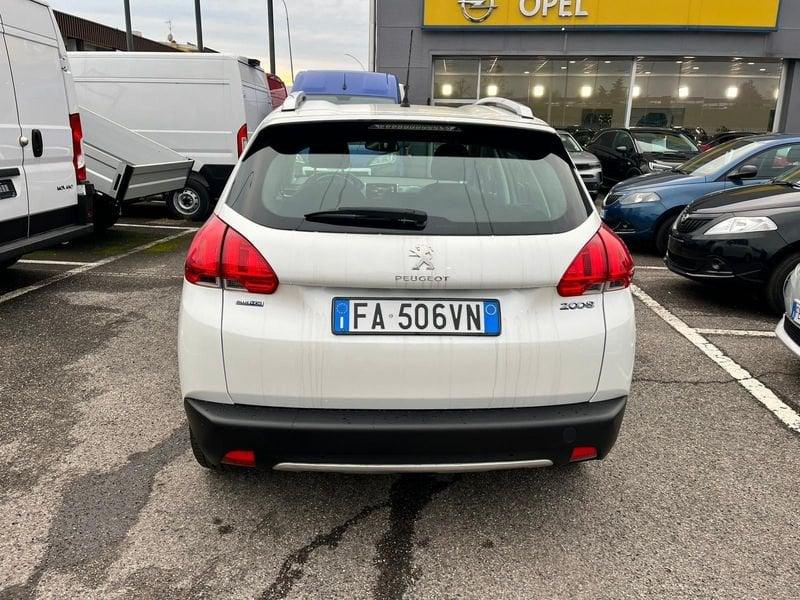 Peugeot 2008 1.6 BlueHDi 120 CV Féline