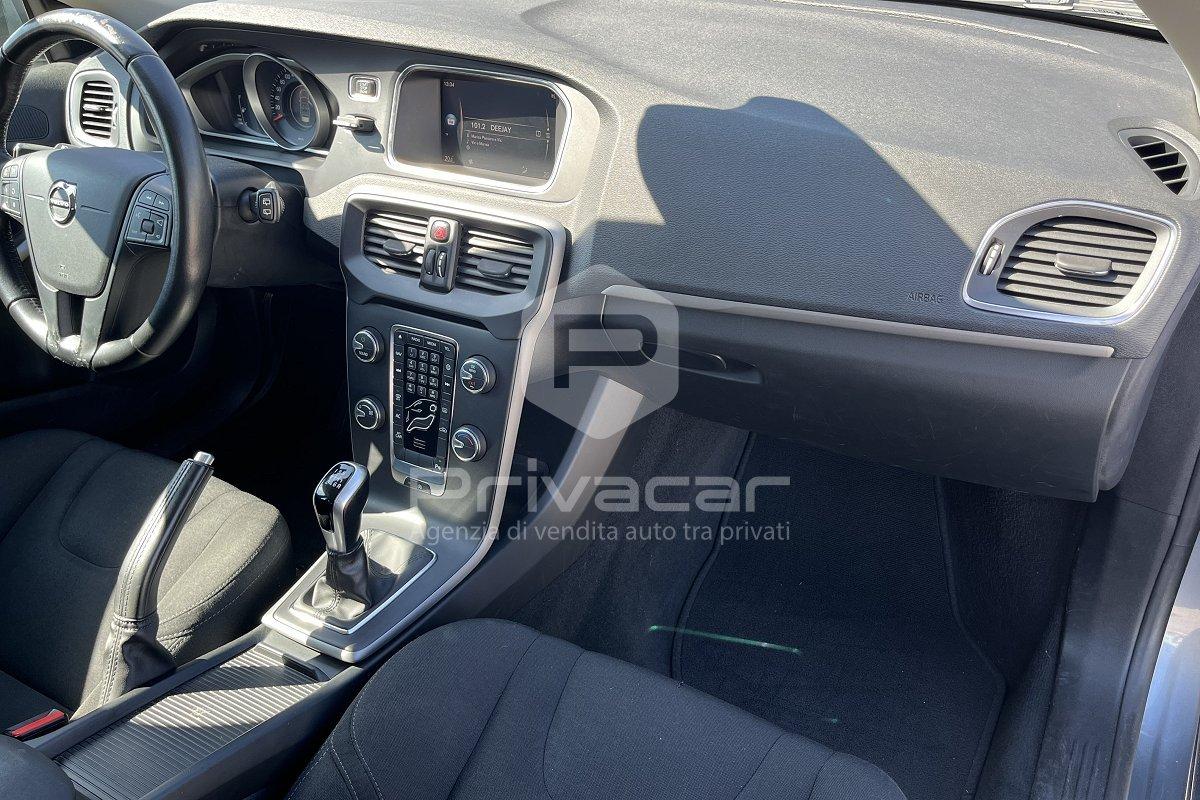 VOLVO V40 D2 Kinetic