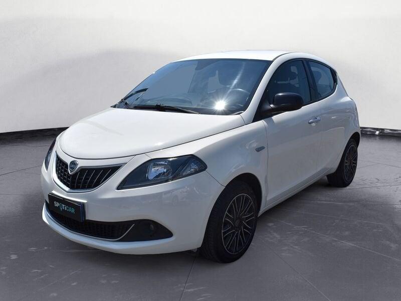 Lancia Ypsilon 1.0 FireFly 70cv S&S Hybrid GOLD