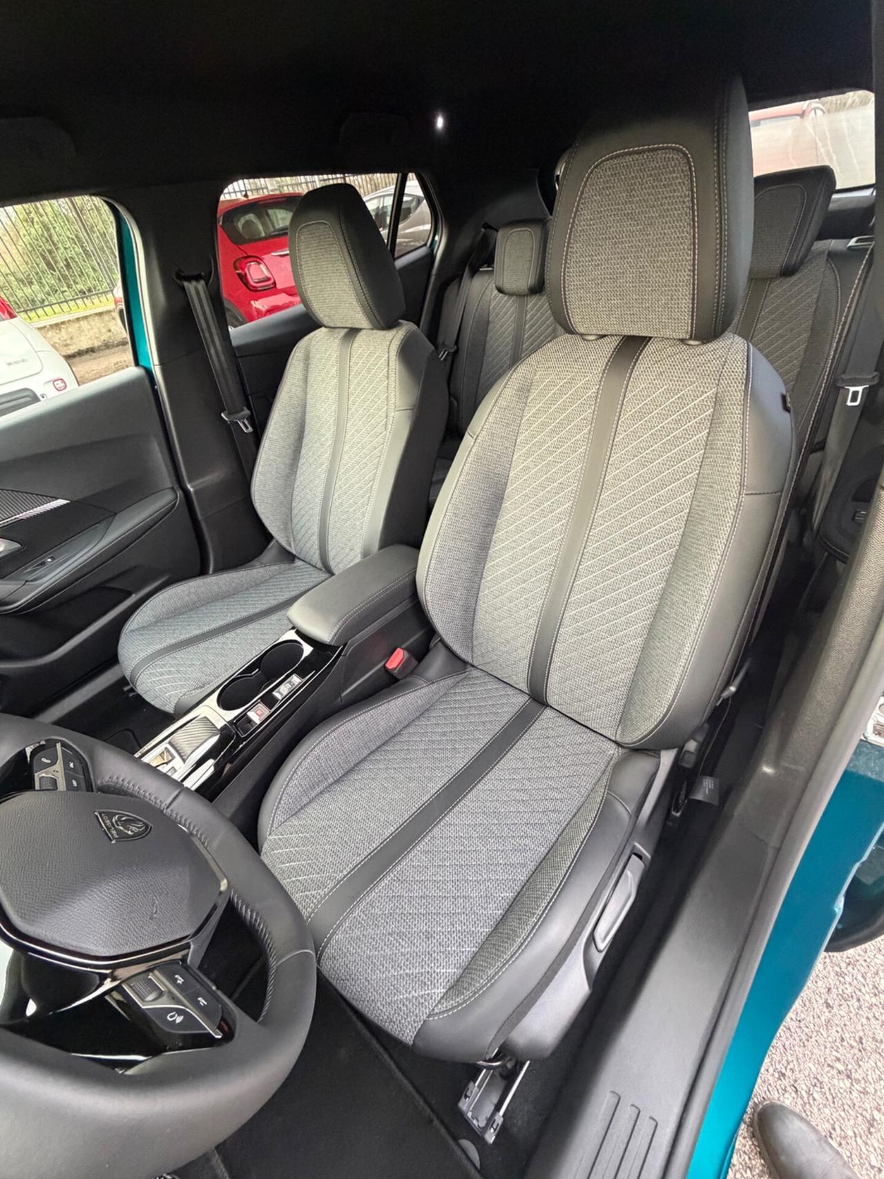 Peugeot 2008 Allure Pack