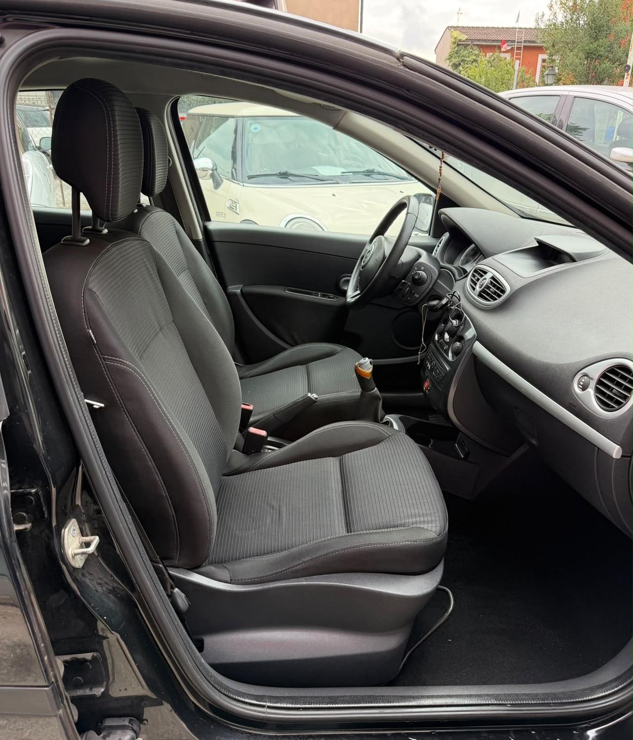 Renault Clio 1.2 16V 5 porte GPL Dynamique