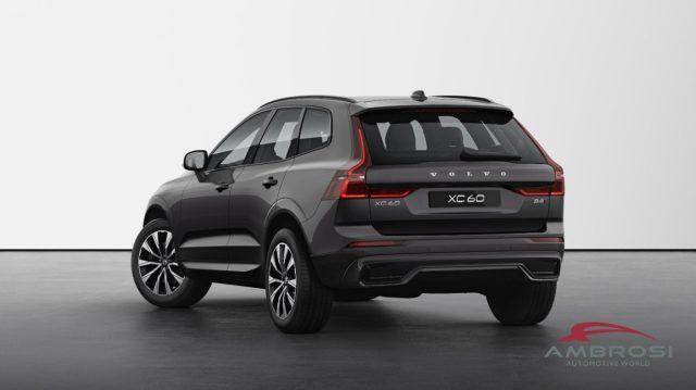 VOLVO XC60 B4 AWD Mild Hybrid Plus Dark