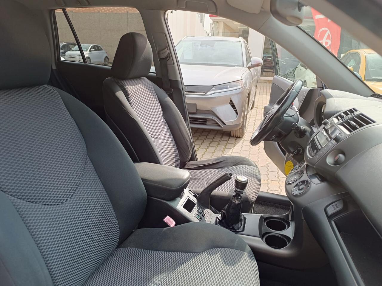 Toyota RAV 4 2.2 D-4D 150 CV DPF