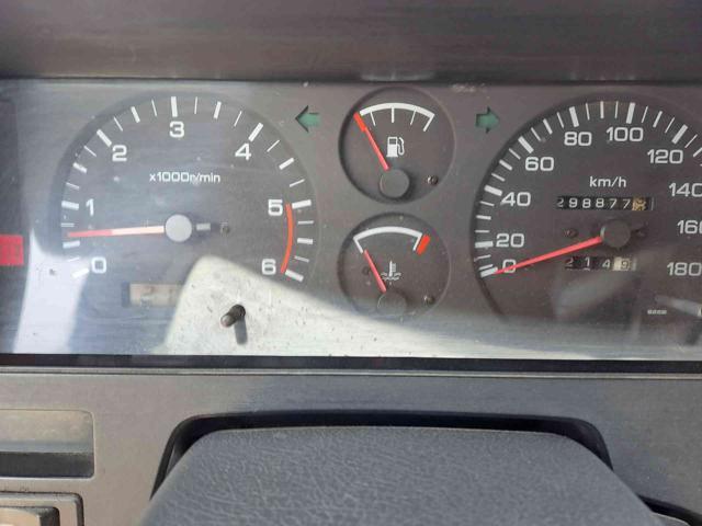 NISSAN King Cab 2500 4x4