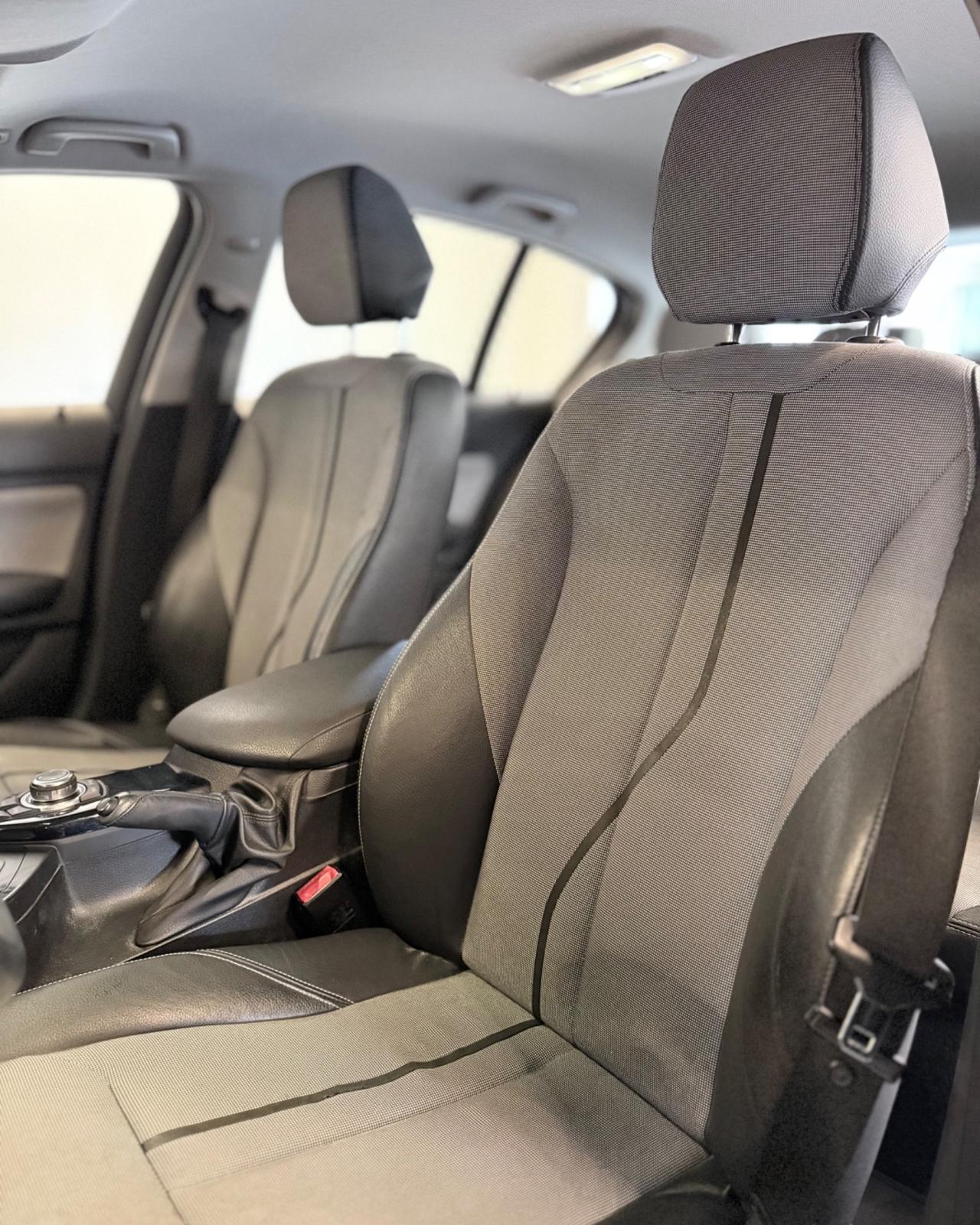 Bmw 118 118d 5p. Urban