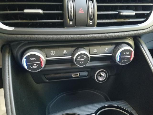 ALFA ROMEO Giulia 2.2 Turbodiesel 190 CV AT8 Sprint