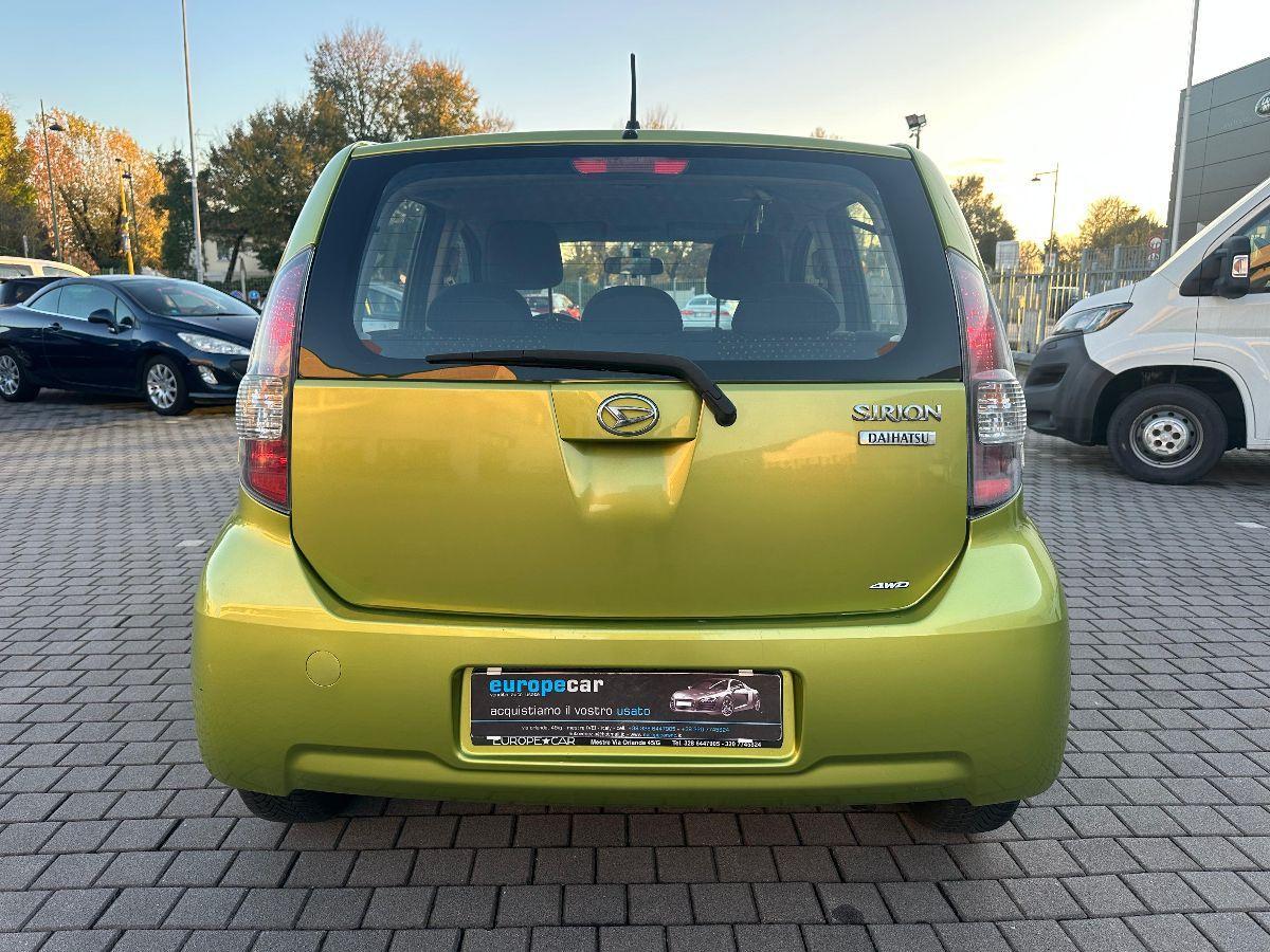DAIHATSU - Sirion - 1.3i 16V 4WD CX