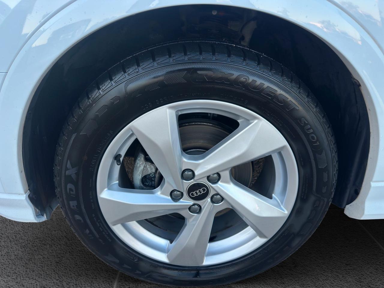 Audi Q3 35 TDI Business Advanced