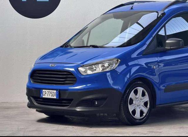 FORD Tourneo Courier 1.5 TDCI 95 CV Titanium