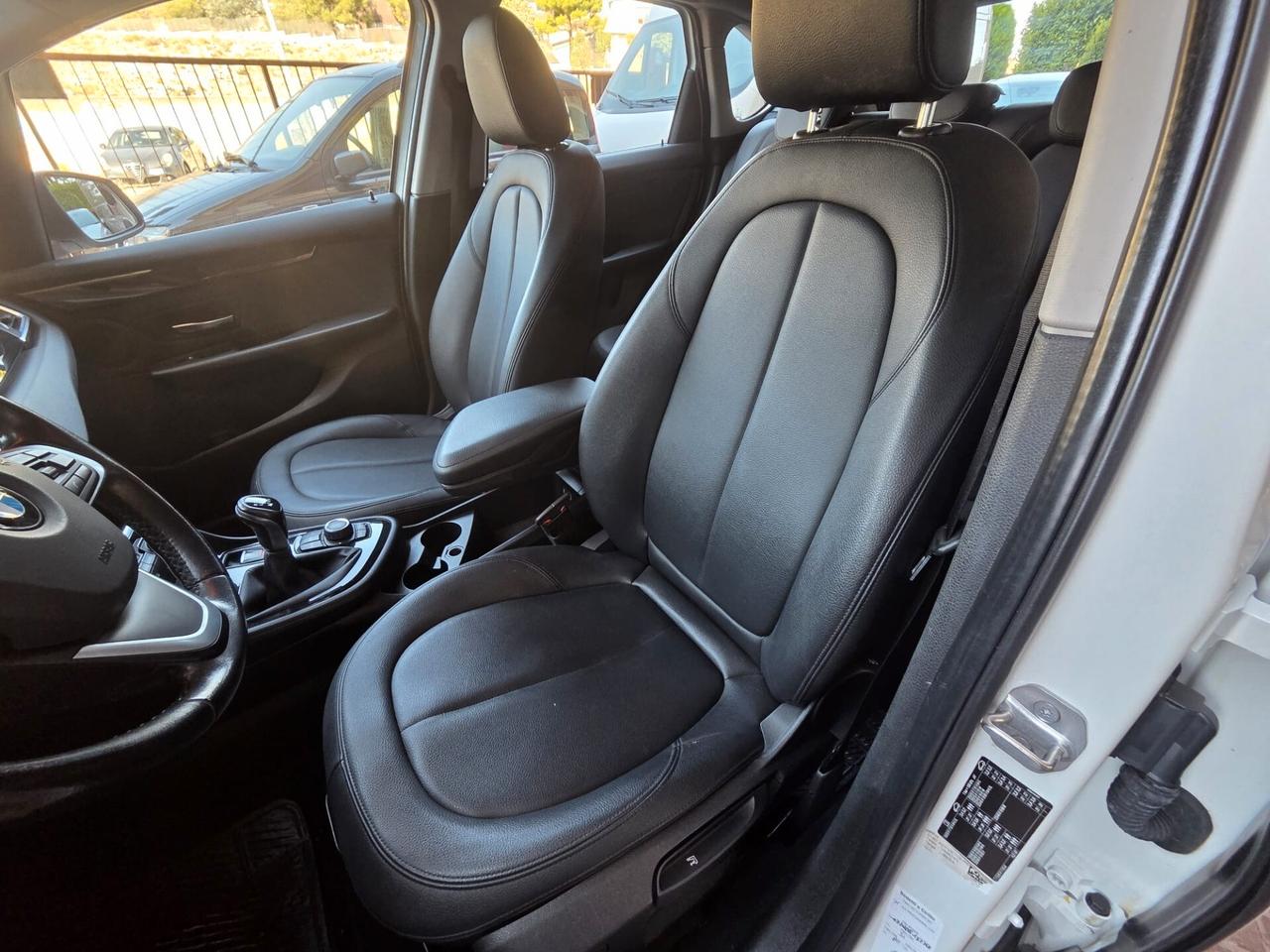 Bmw 2er Active Tourer 214d Luxury