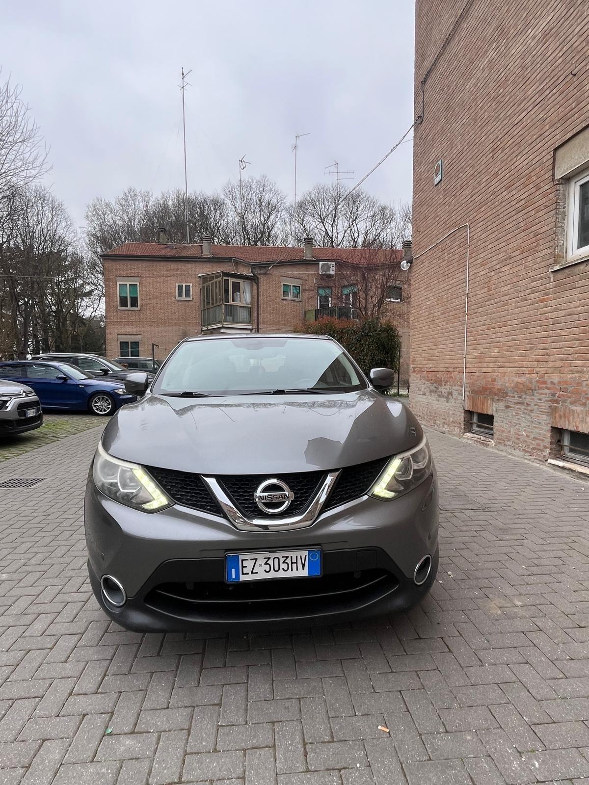 Nissan Qashqai 1.2 DIG-T Visia