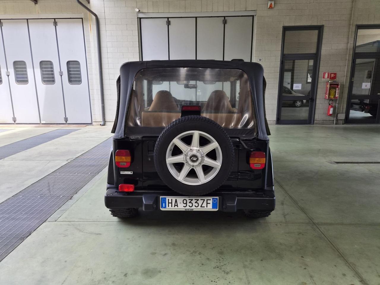 Jeep Wrangler 4.0 cat Sahara