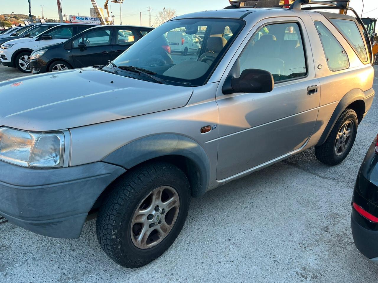 Land Rover Freelander 1.8 cat 3p. Hardback Autoc.