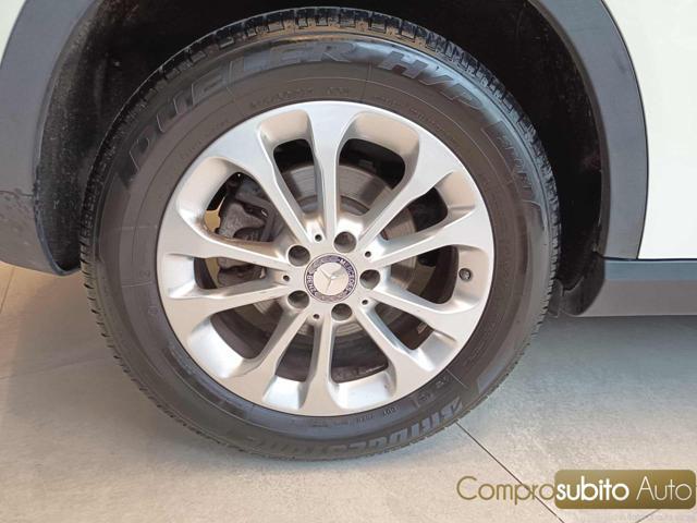 MERCEDES-BENZ GLA 200 d Automatic 4Matic Premium