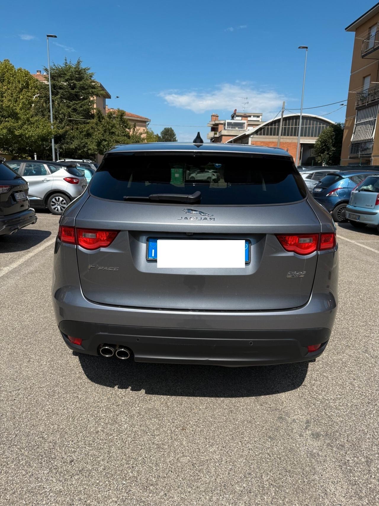 Jaguar F-Pace 2.0d - 4X4 - NAV. - PELLE - 12 MESI DI GARANZIA -