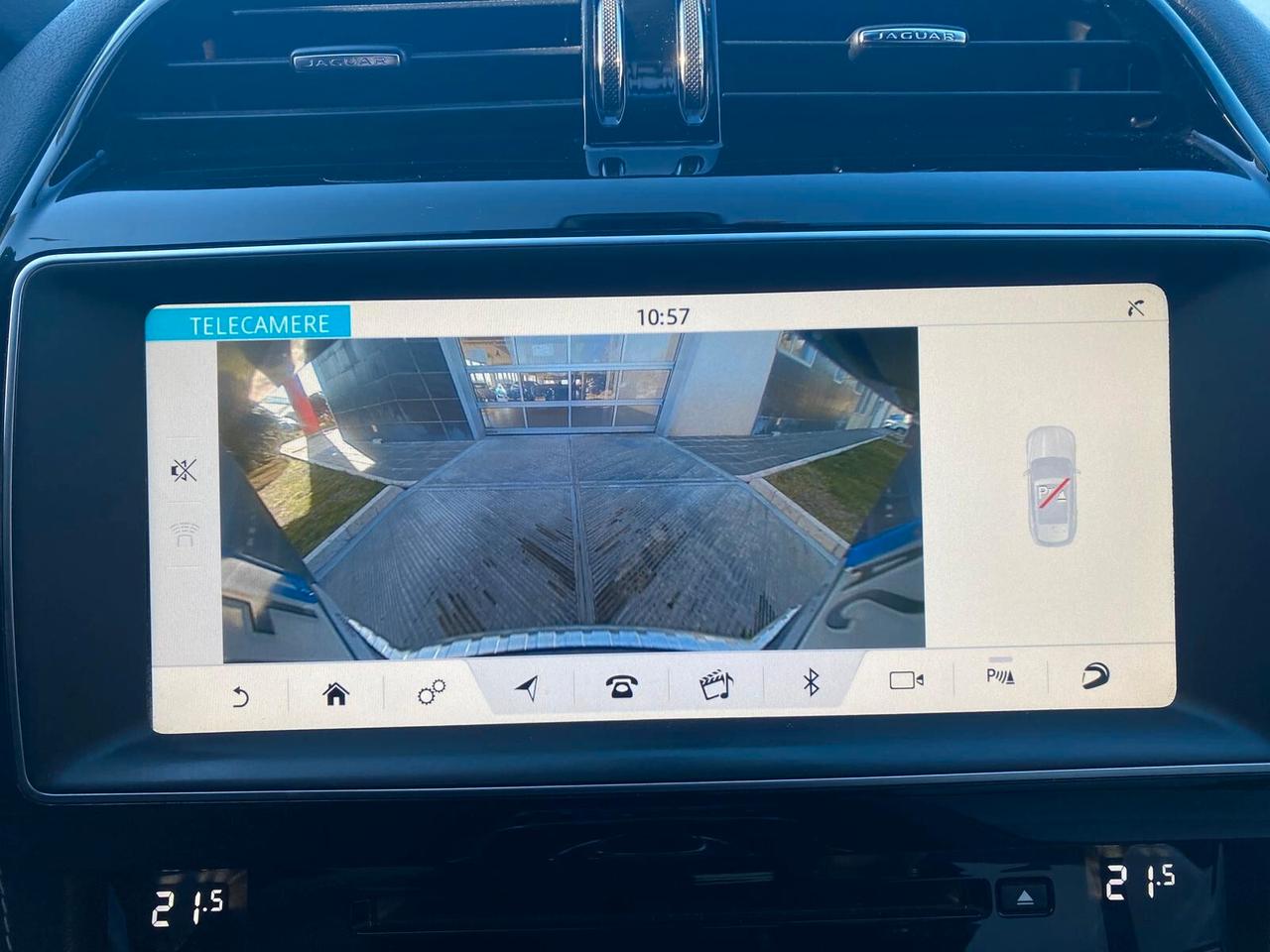 Jaguar F-Pace 2.0 D 180 CV AWD aut. R-Sport