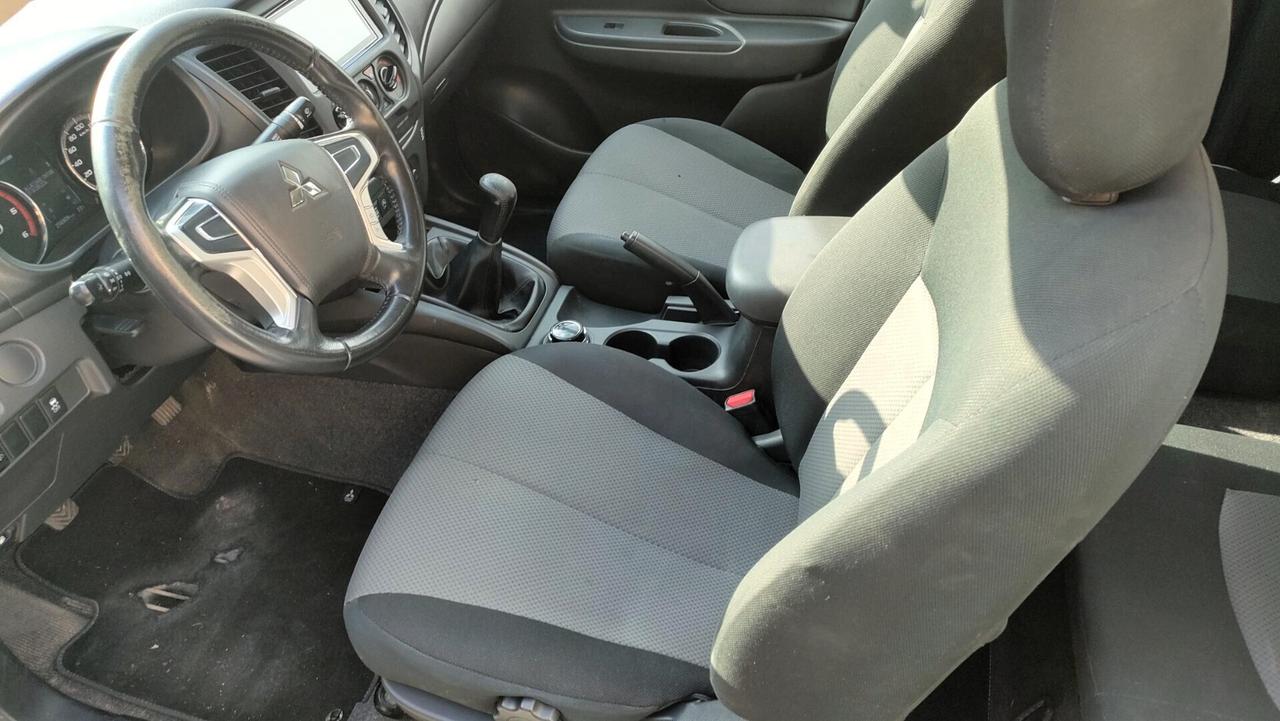Mitsubishi L200 2.3 TD Pick up 4x4 Iva compresa
