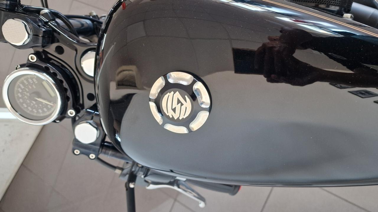 Harley-Davidson XL 883 CAFE' RACER