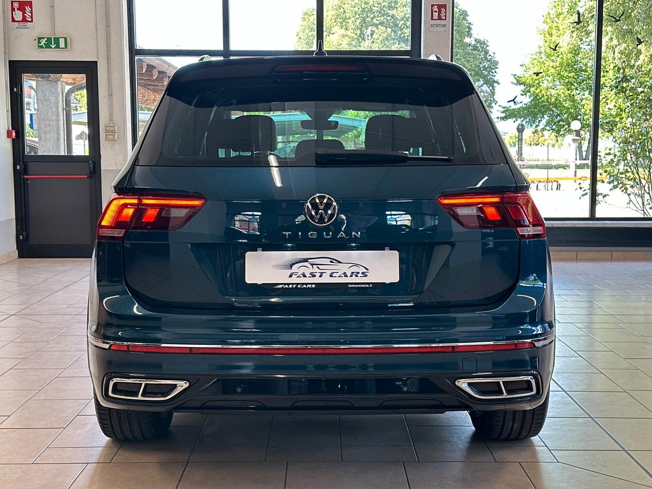 VOLKSWAGEN TIGUAN R-LINE 2.0 TDI DSG *CARPLAY*LED*LUCI*