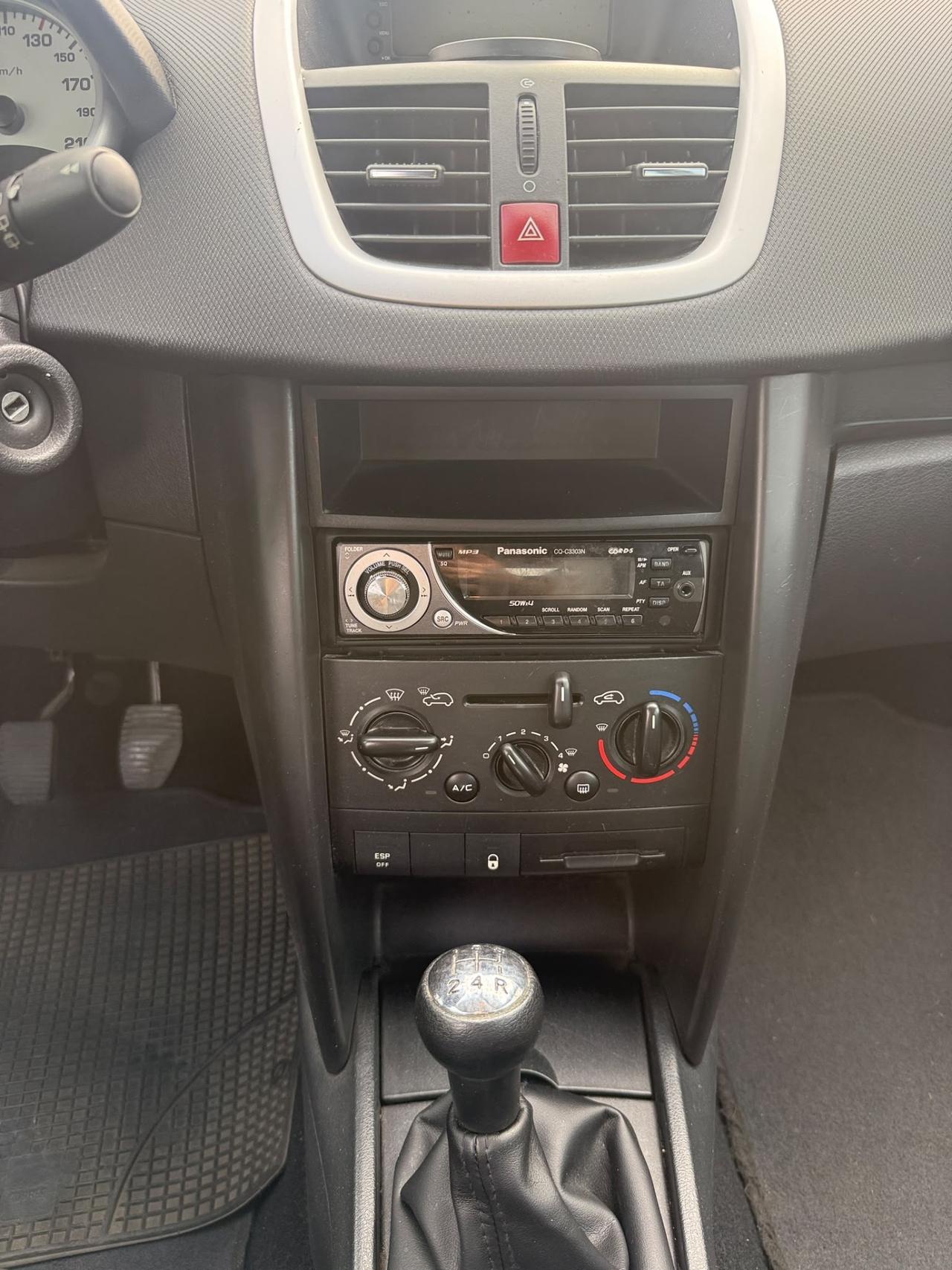 Peugeot 207 1.4 VTi 95CV SW XS Ciel