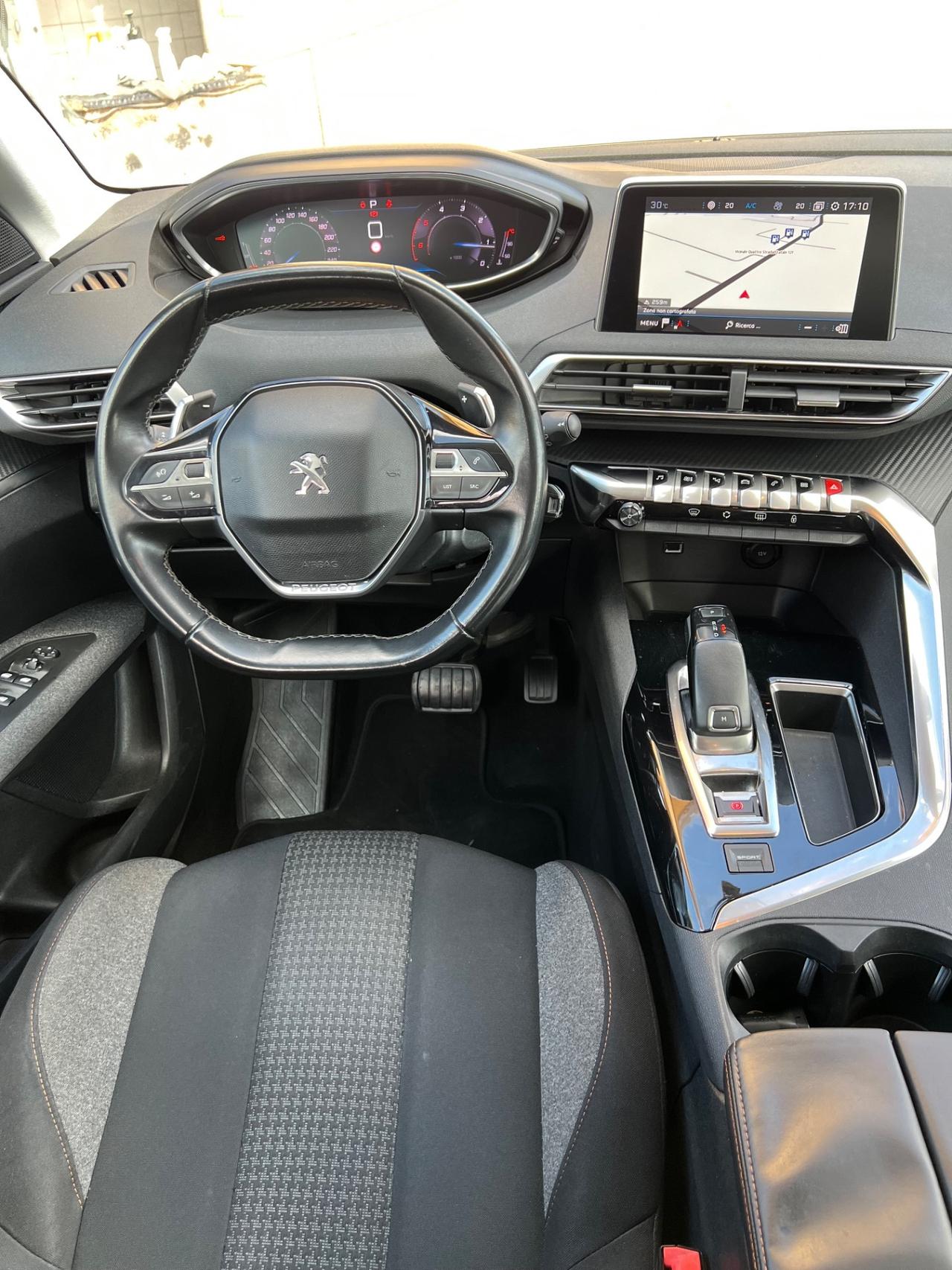 Peugeot 3008 1.5 BlueHDi 120 2018