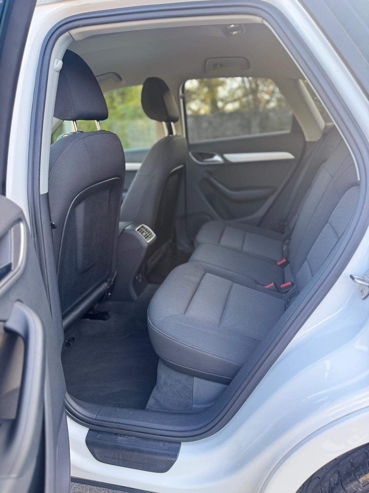 AUDI Q3 2.0 TDI 120 CV 88.000 KM 2018