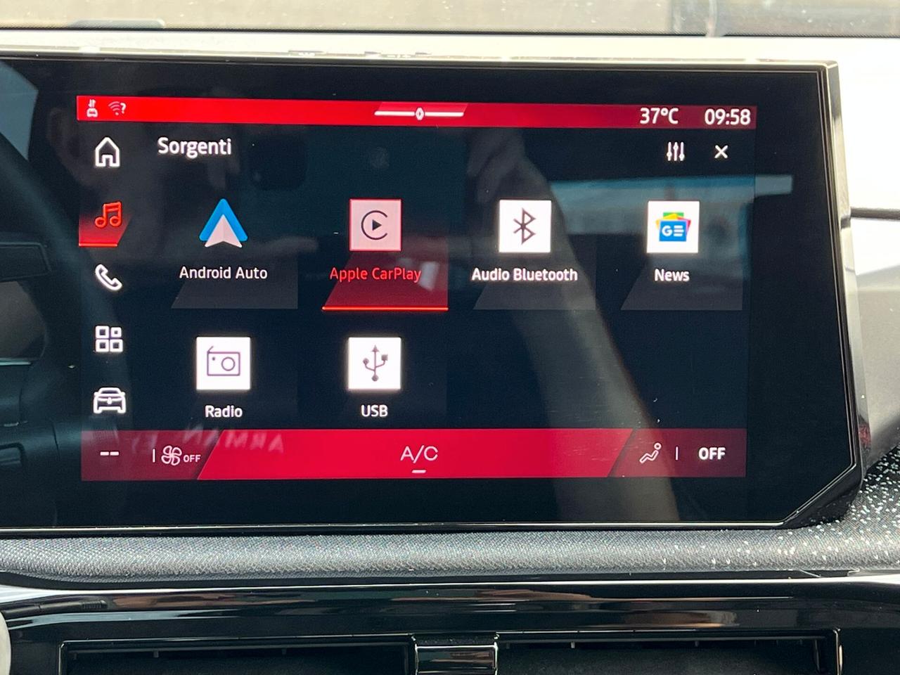 Renault Clio 1.8 full hybrid E-Tech Techno Auto
