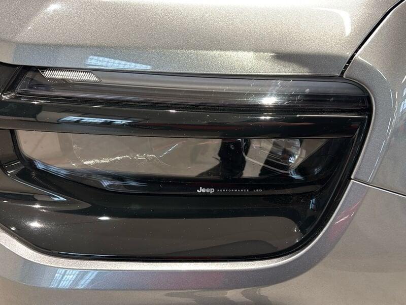 Jeep Avenger e-Hybrid 1.2 MHEV e-Hybrid Turbo Summit