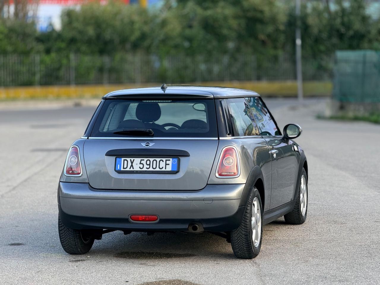 Mini Cooper 1.4 ok neopatentati