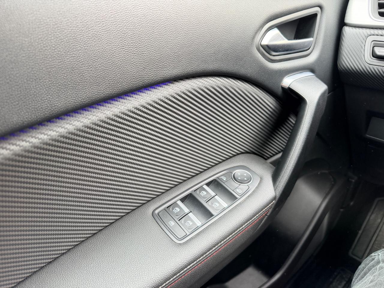 Renault Captur Full Hybrid E-Tech 145 CV RS Line