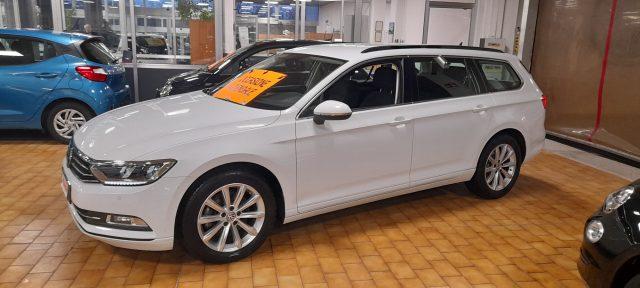 VOLKSWAGEN Passat Variant 2.0 TDI DSG Business