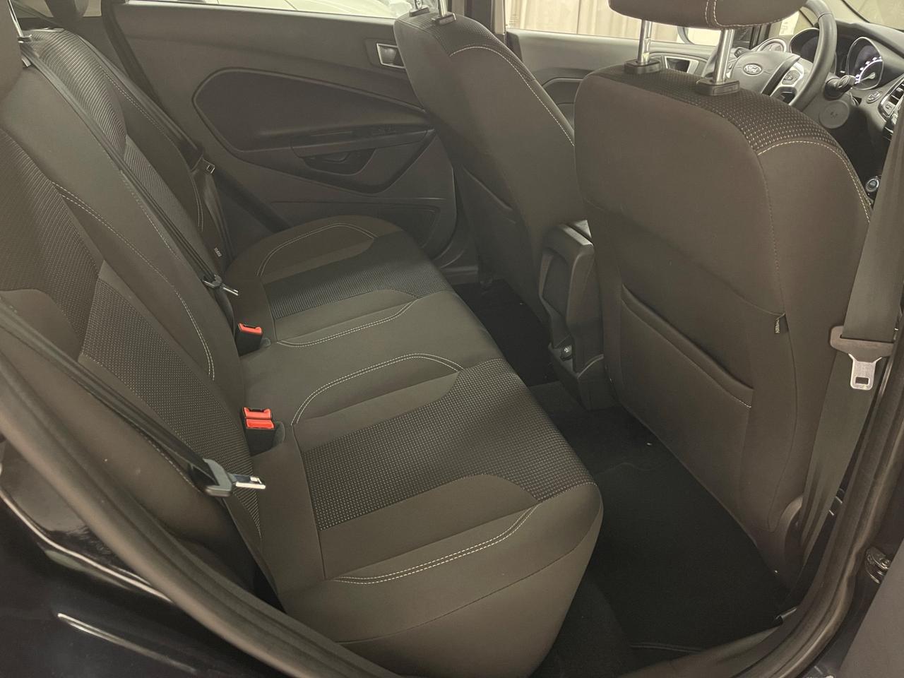 Ford Fiesta 1.4 5p. Bz.- GPL Titanium