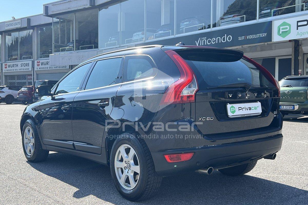 VOLVO XC60 D3 AWD Geartronic Momentum