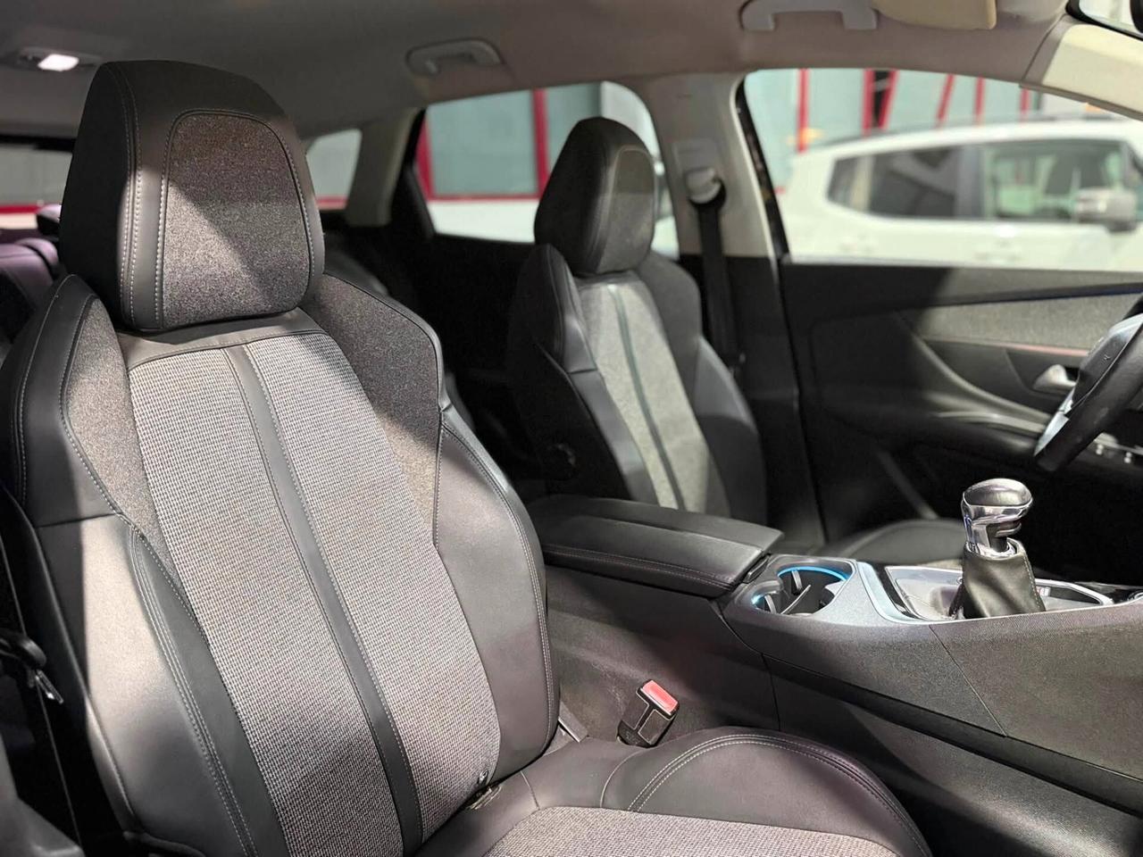 Peugeot 3008 BlueHDi 130 S&S Allure 2019