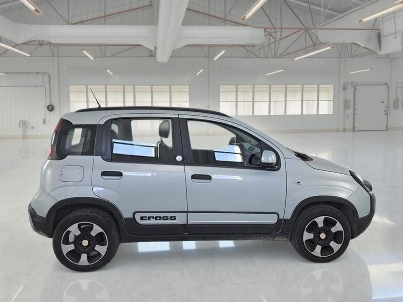 FIAT Panda 1.0 Hybrid City Cross Launch Edition 70CV