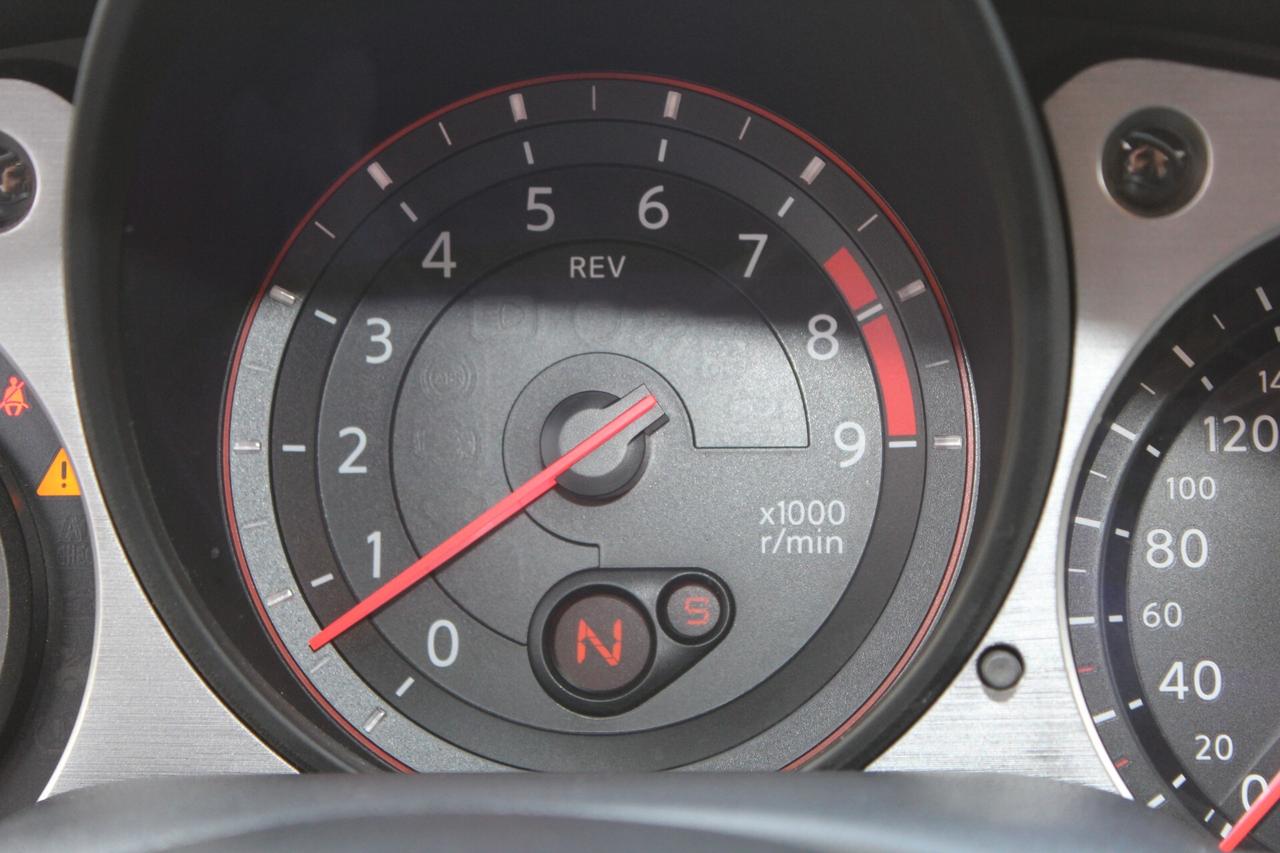 Nissan Z 370Z Coupé 3.7 V6 Lev 2 coupe