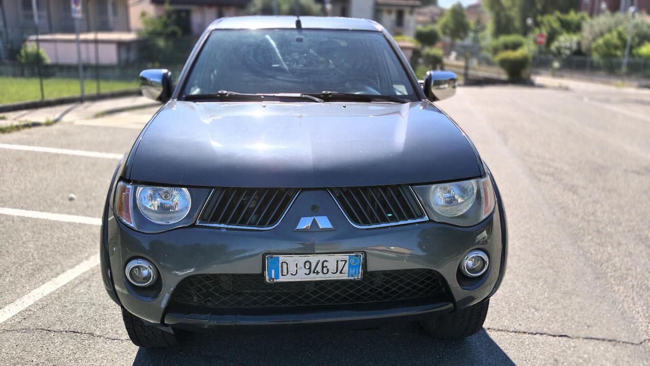 Mitsubishi L200 2.5 DI-D/136CV Double Cab Intense