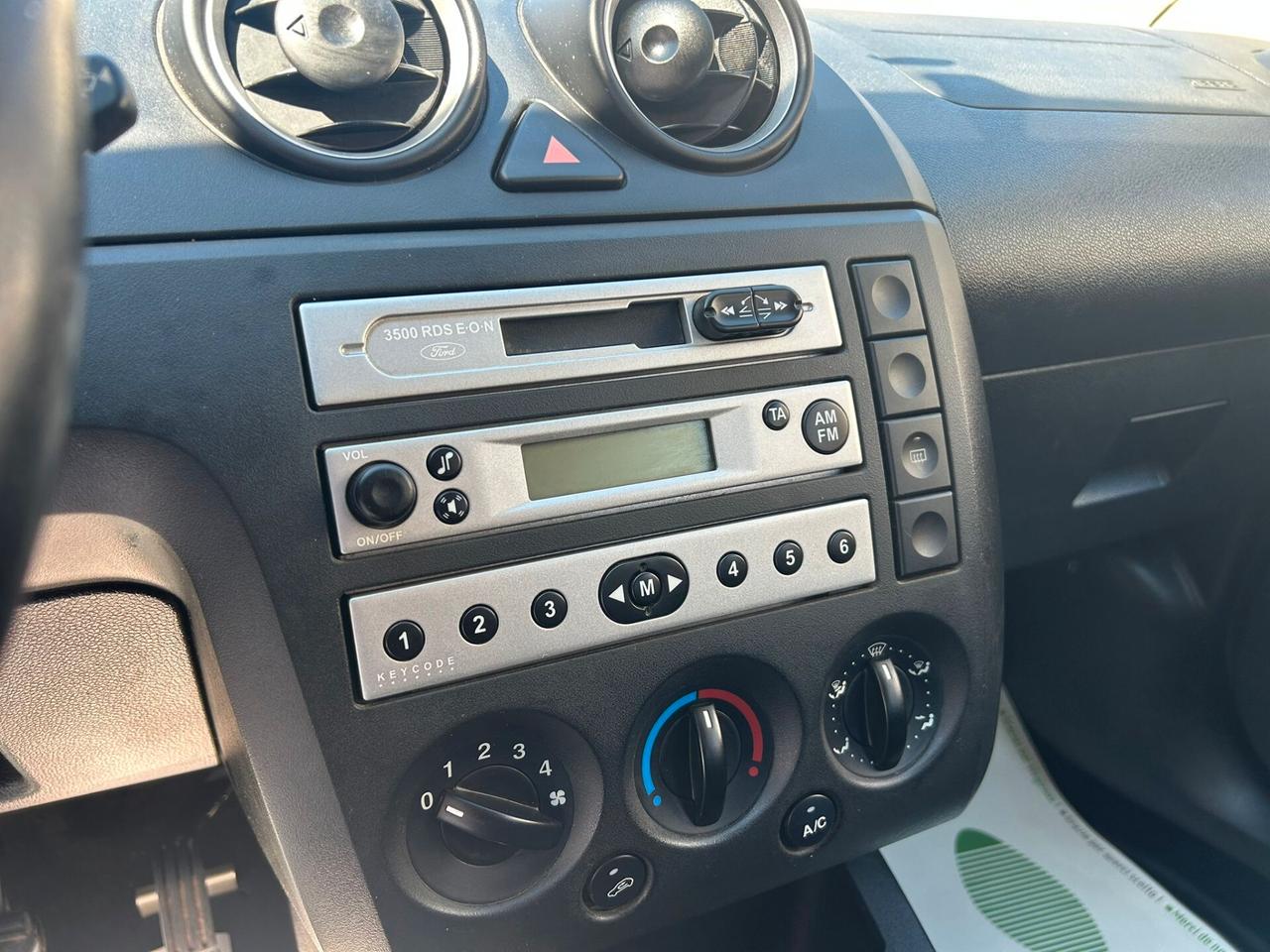 Ford Fiesta 1.4 TDCi 50Kw 5P GANCIO TRAINO-2004