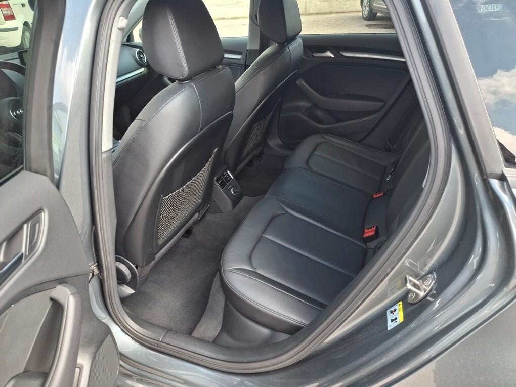 Audi A3 Sportback G-tron S tronic S-line Km 63.000