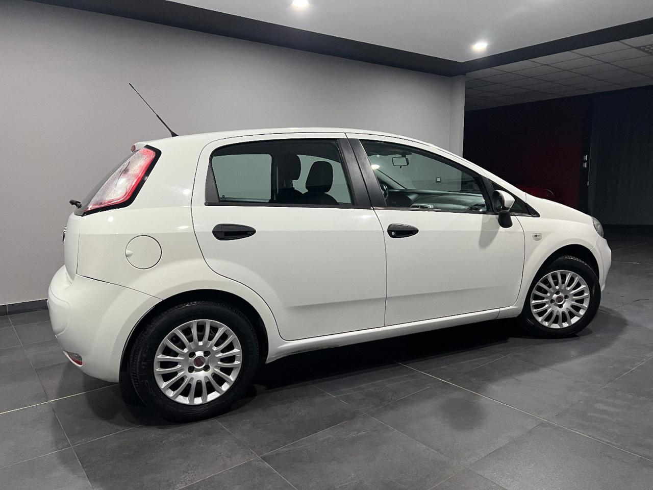 Fiat Punto 1.3 MJT II S&S 85 CV 5 porte EASY
