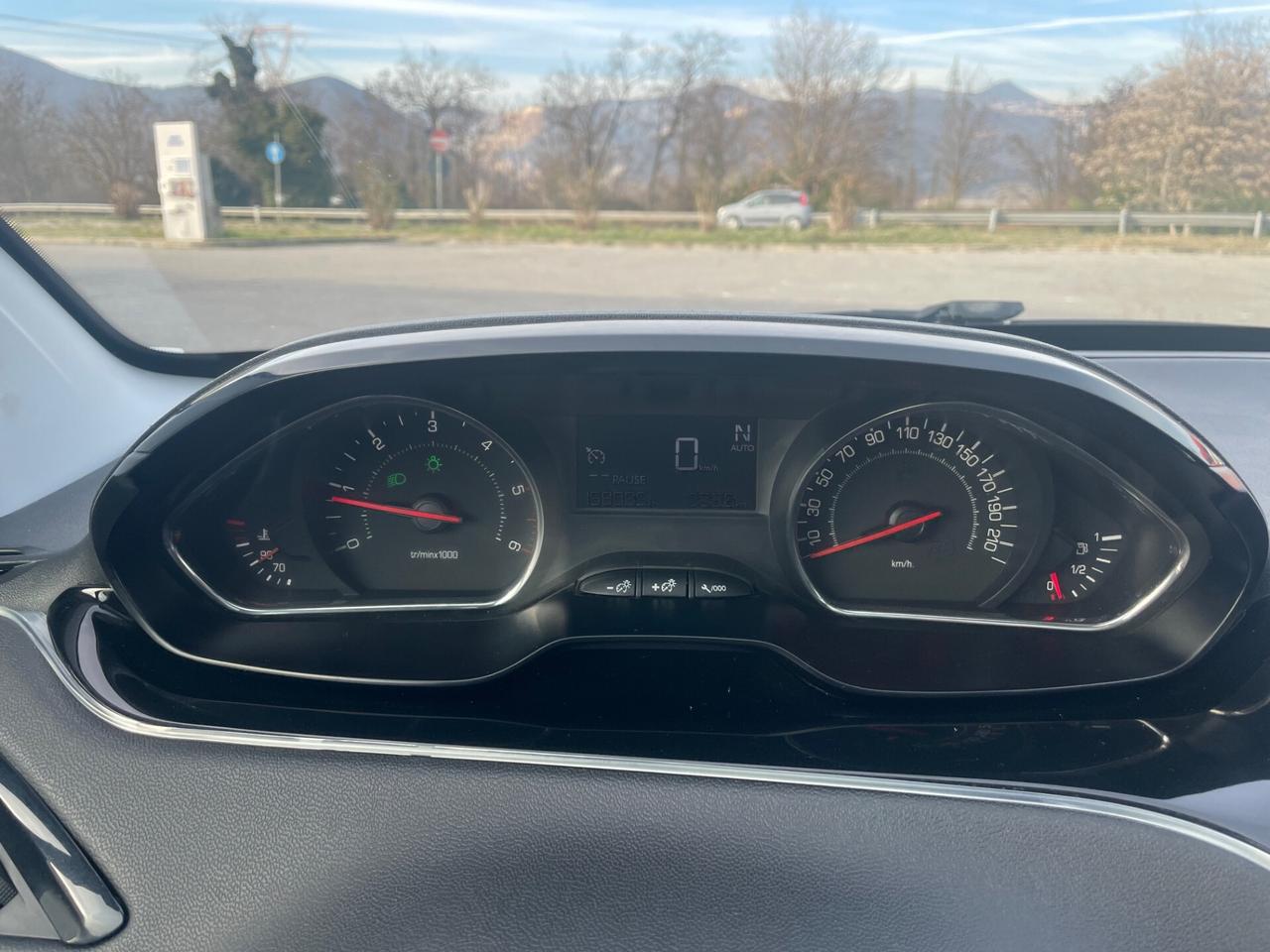 Peugeot 208 1.4 automatica euro 5