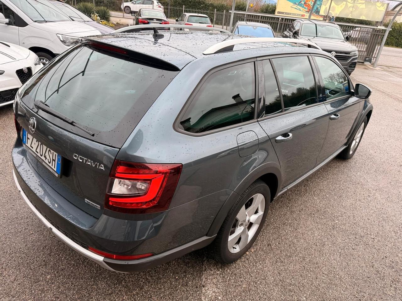 Skoda Octavia 2.0 TDI SCR 184 CV DSG Wagon 4x4 Scout