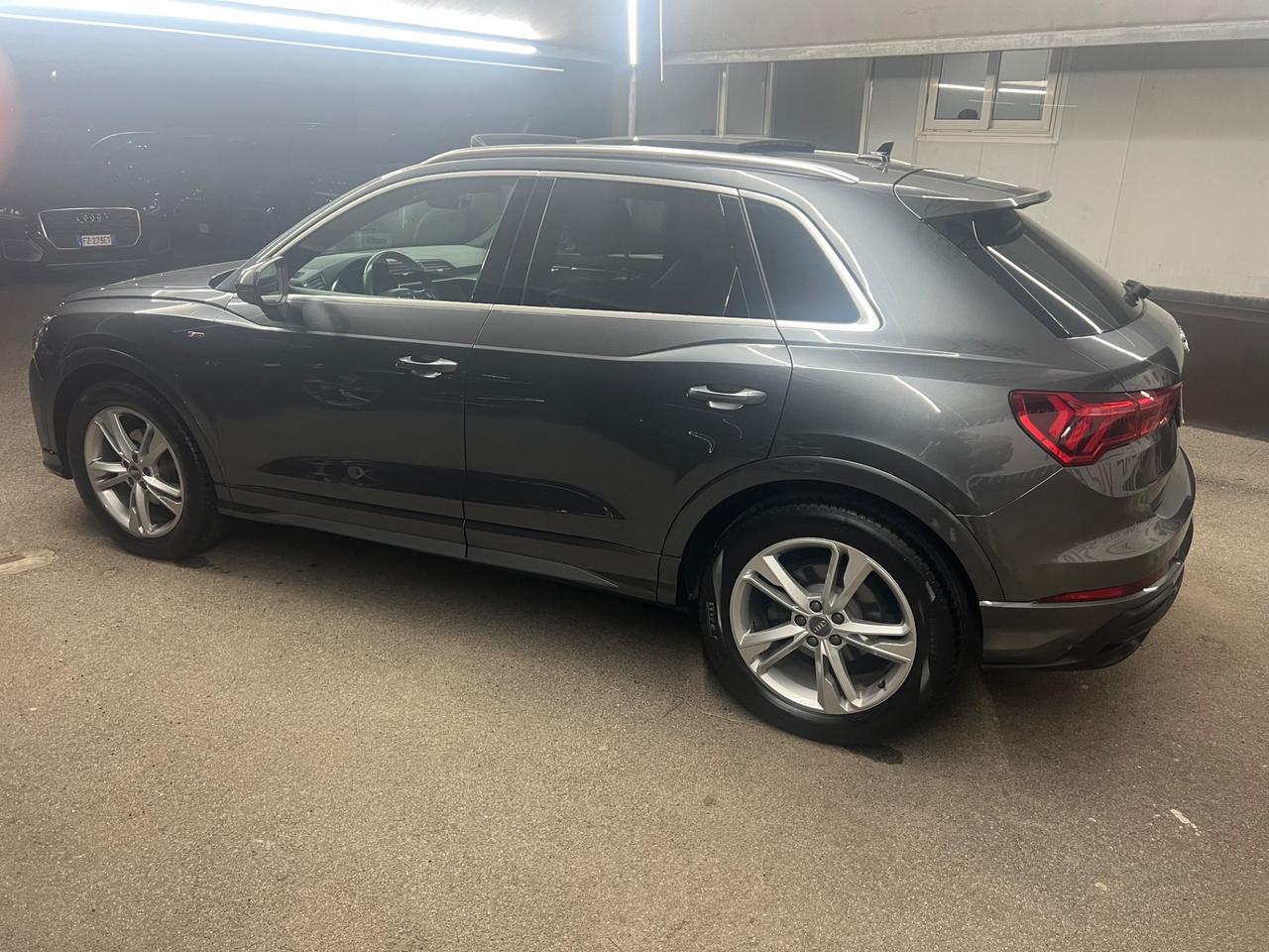 Audi Q3 35 TDI S line edition