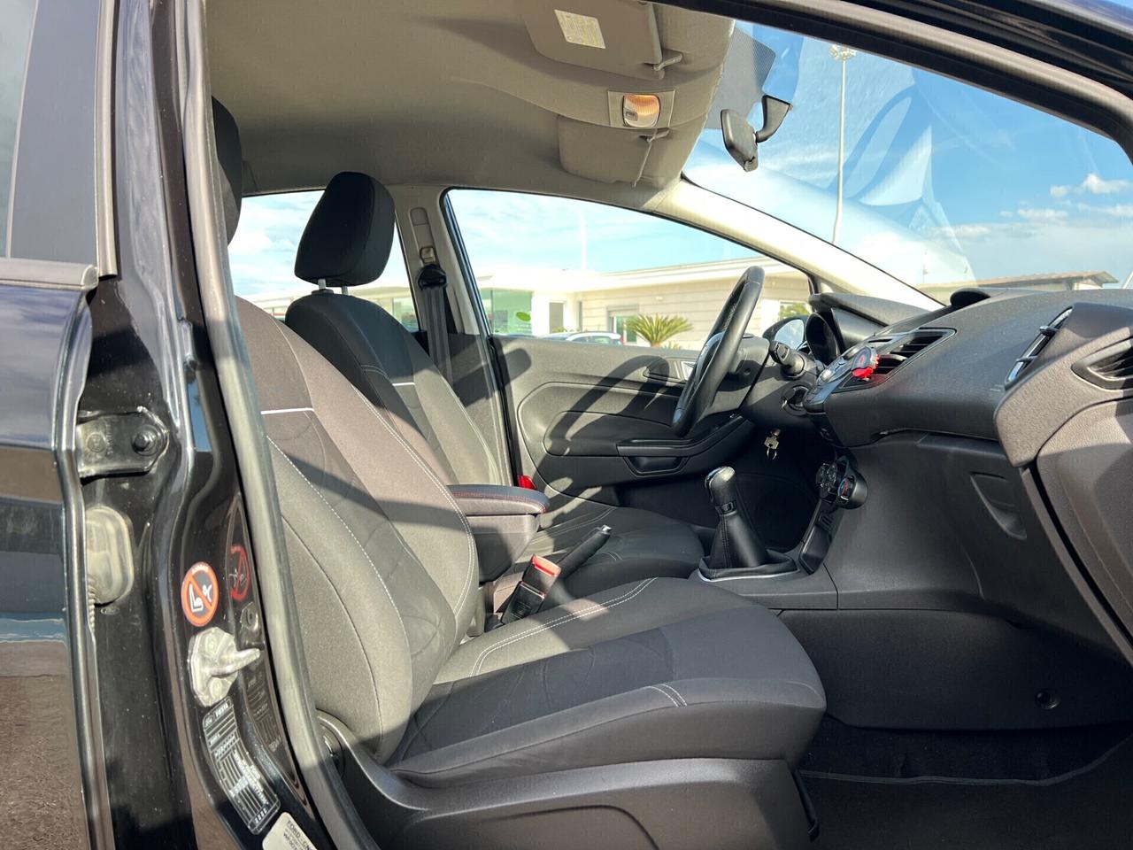 Ford Fiesta 1.4 5p. Bz.- GPL Titanium - 2013