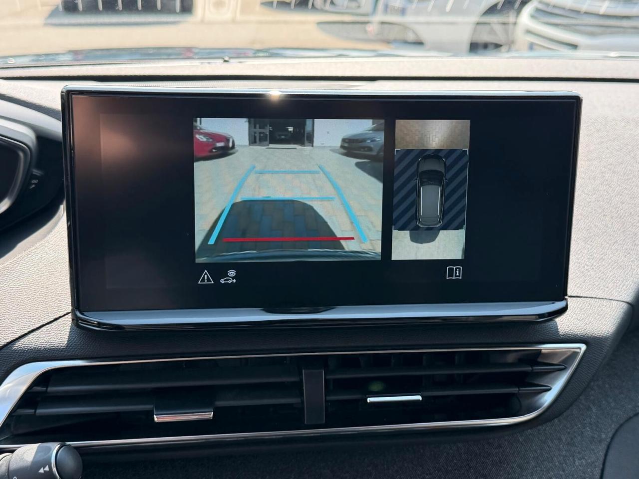 Peugeot 3008 1.5 BLUEHDI 130 cv. ALLURE PACK (Nav)