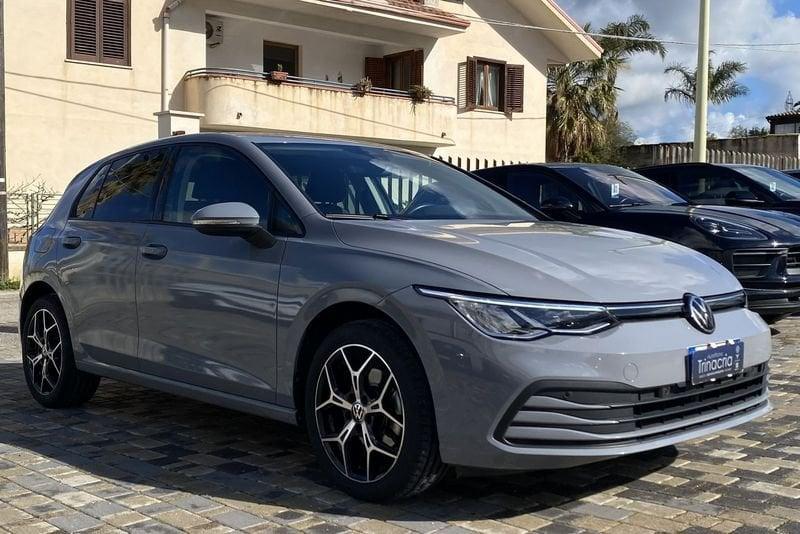 Volkswagen Golf 8 Life 2.0 TDI 116 CV