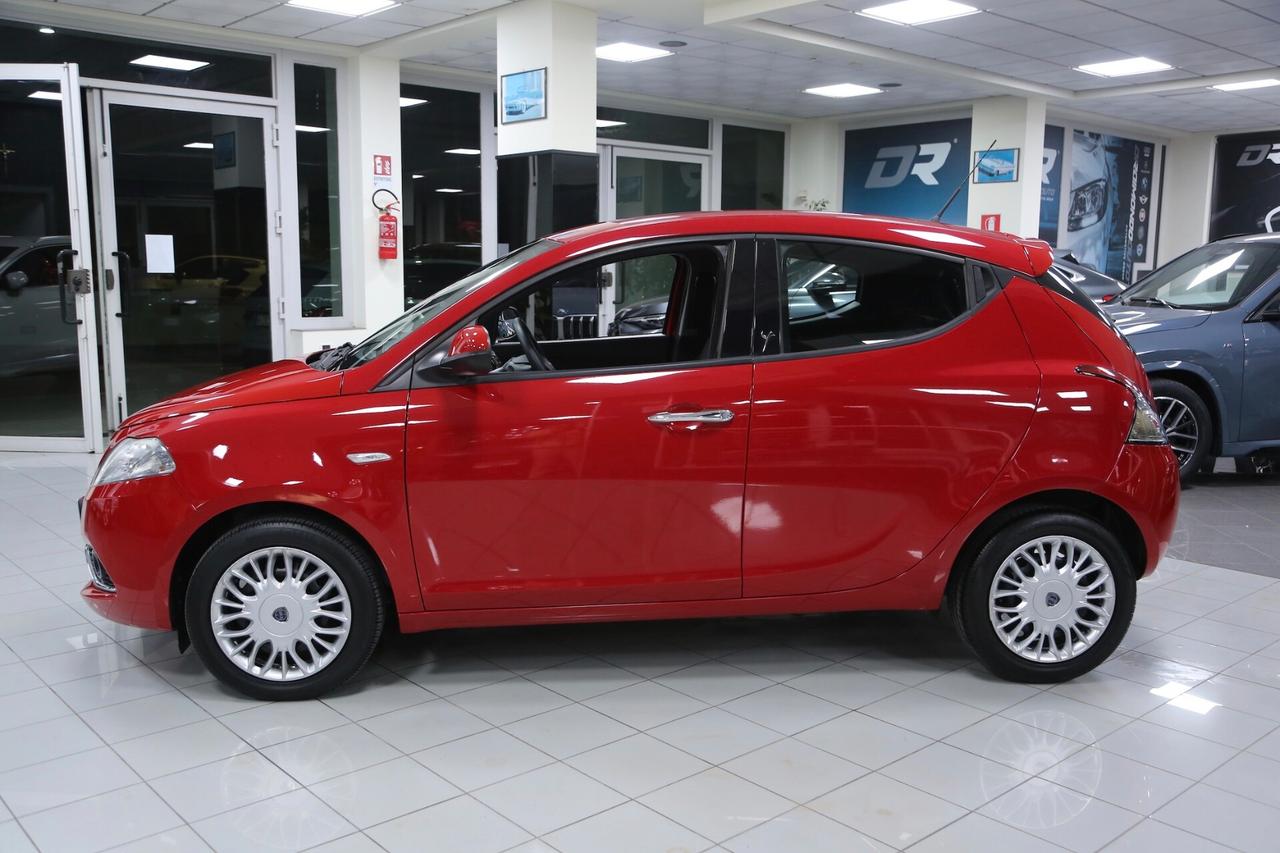 Lancia Ypsilon 1.2 69 cv Silver