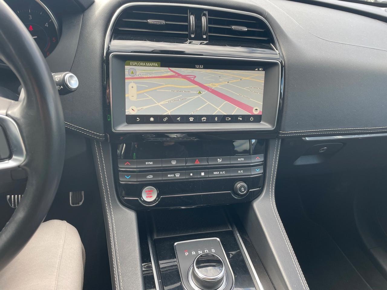 Jaguar F-Pace 2.0 D 180 CV AWD aut. R-Sport GARANZIA