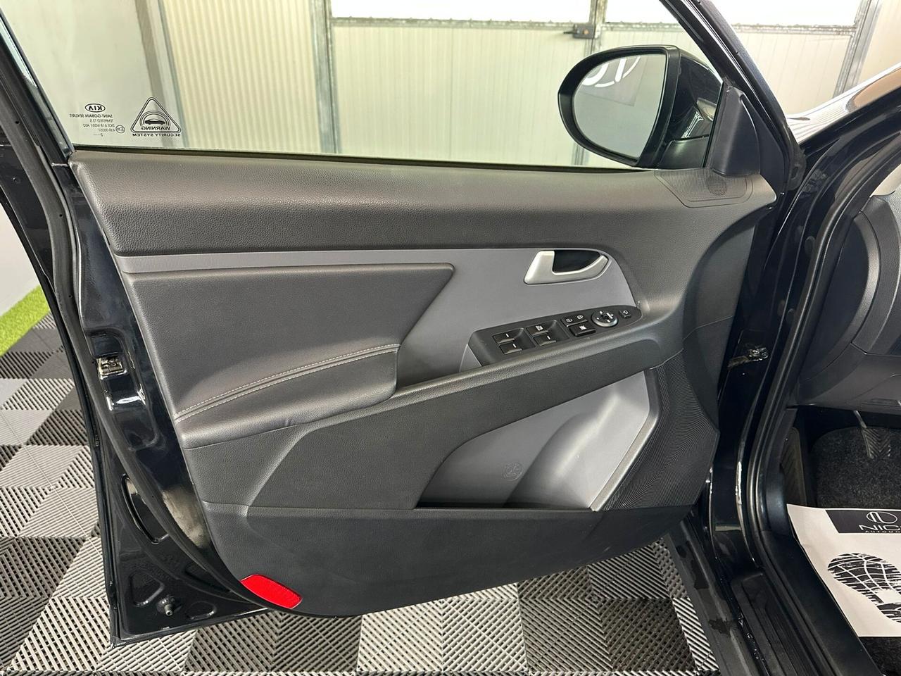 Kia Sportage 1.7 CRDI VGT 2WD Active