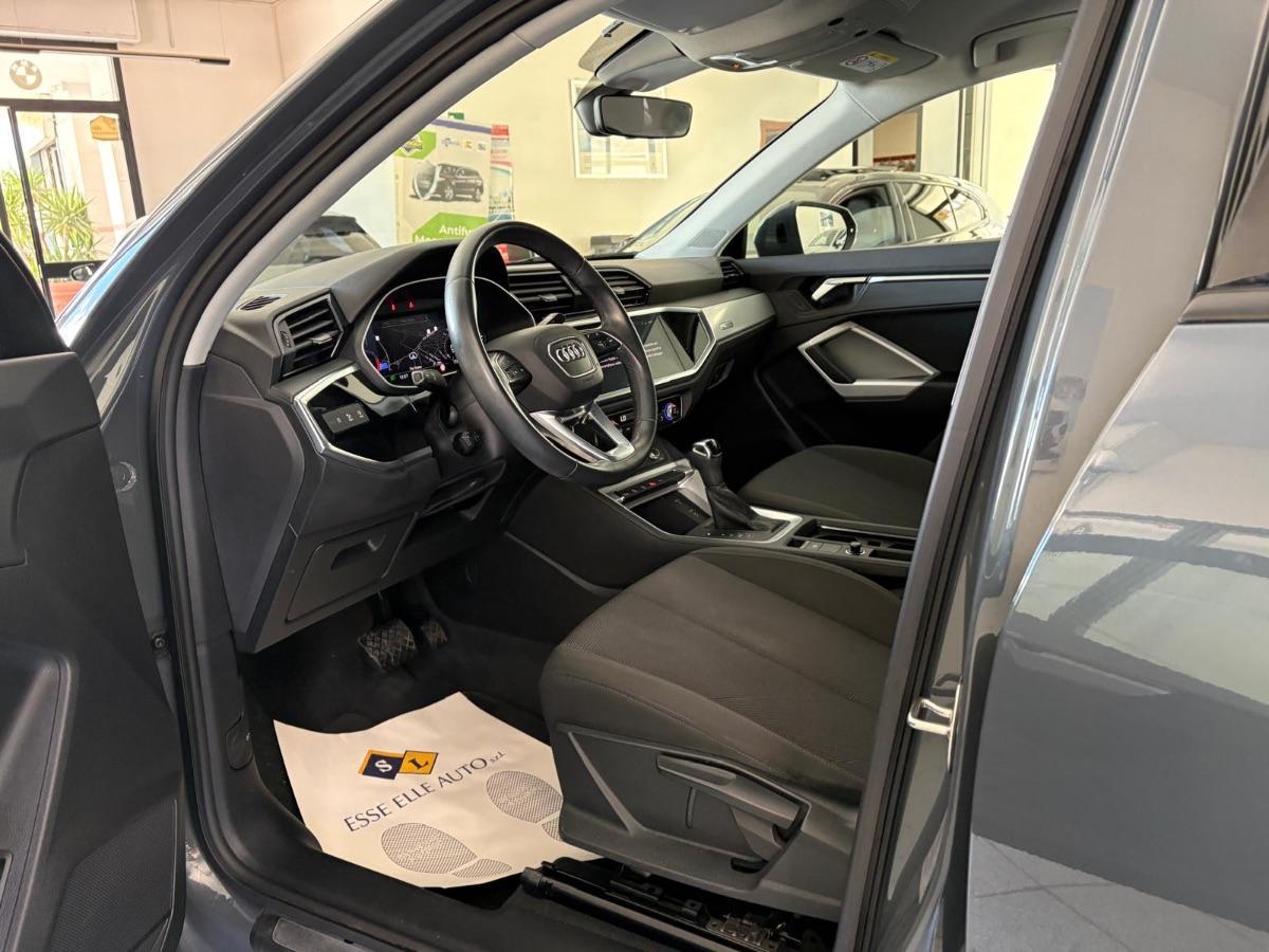 AUDI Q3 Sportback 35 TDI S tronic Business UNICO PROP/ MATRIX